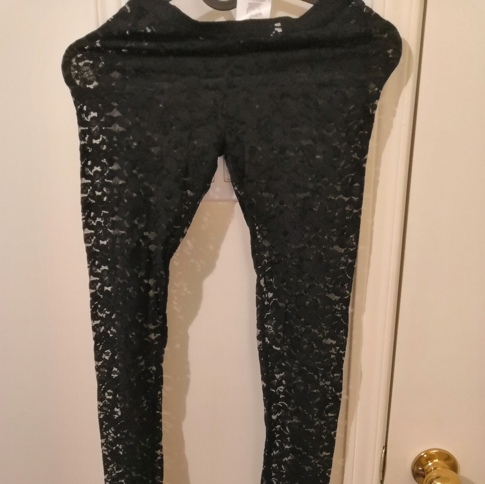 Lace legging